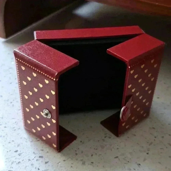 JEWELRY Holder for Personal use or Display for Jewelry Sales - Picture 9 of 10